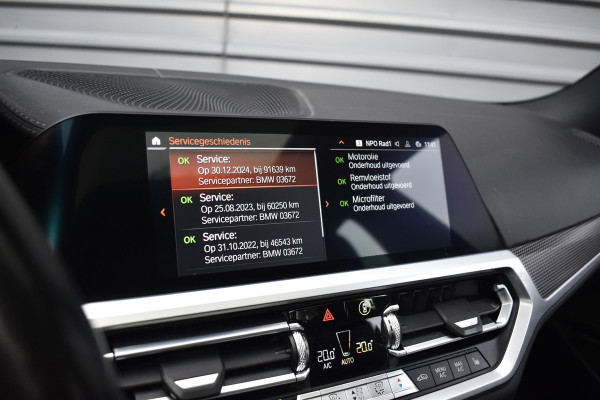 BMW 3 Serie 330e M Sport Individual | Pano | Laser | ACC | Head-Up | Memory Seats | 19'' Wielen |