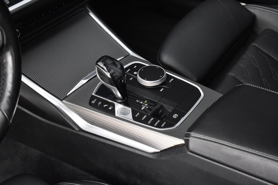 BMW 3 Serie 330e M Sport Individual | Pano | Laser | ACC | Head-Up | Memory Seats | 19'' Wielen |