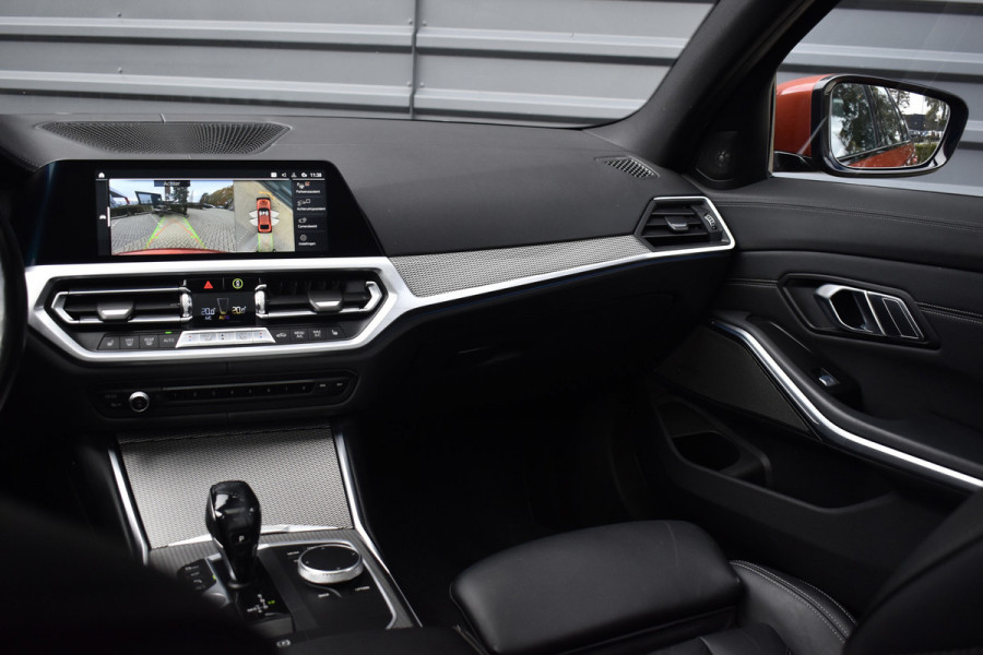 BMW 3 Serie 330e M Sport Individual | Pano | Laser | ACC | Head-Up | Memory Seats | 19'' Wielen |