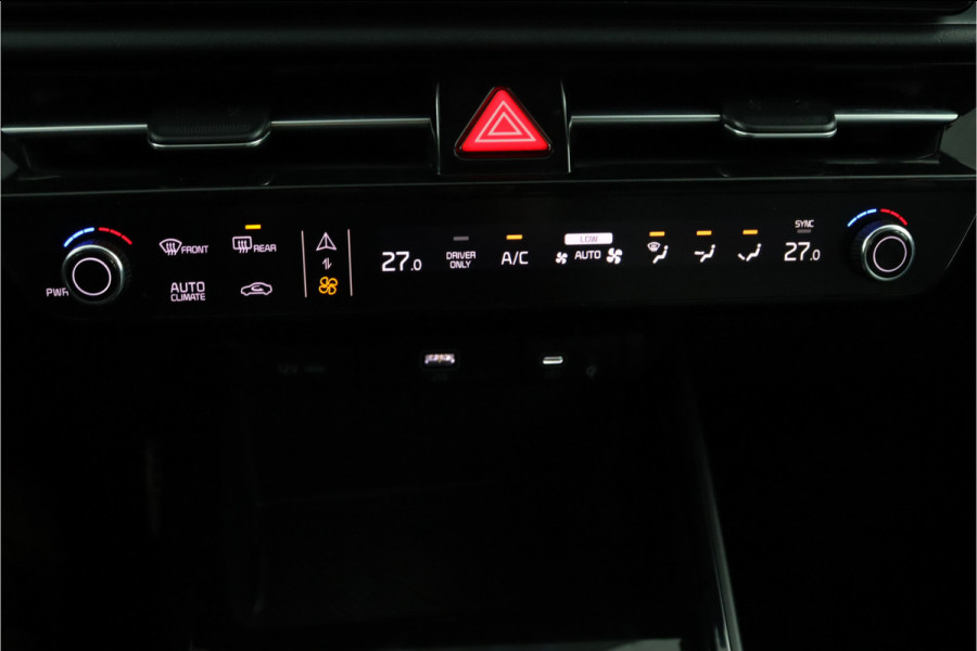 Kia Niro EV ExecutiveLine 64.8 kWh Automaat - Navigatie - Stoelverkoeling - Stoel/Stuurverwarming - Voorstoelen Met Geheugen - Climate Control - Fabrieksgarantie Tot 2031