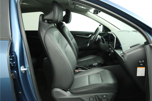 Kia Niro EV ExecutiveLine 64.8 kWh Automaat - Navigatie - Stoelverkoeling - Stoel/Stuurverwarming - Voorstoelen Met Geheugen - Climate Control - Fabrieksgarantie Tot 2031