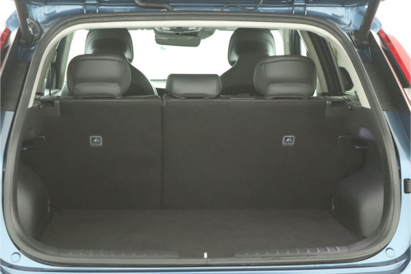 Kia Niro EV ExecutiveLine 64.8 kWh Automaat - Navigatie - Stoelverkoeling - Stoel/Stuurverwarming - Voorstoelen Met Geheugen - Climate Control - Fabrieksgarantie Tot 2031