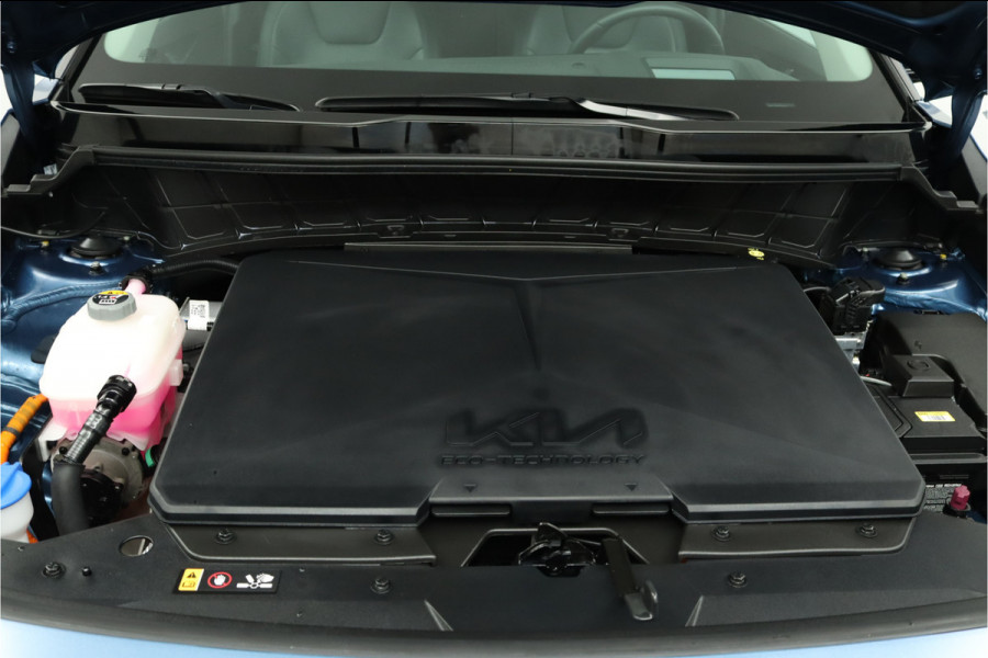 Kia Niro EV ExecutiveLine 64.8 kWh Automaat - Navigatie - Stoelverkoeling - Stoel/Stuurverwarming - Voorstoelen Met Geheugen - Climate Control - Fabrieksgarantie Tot 2031
