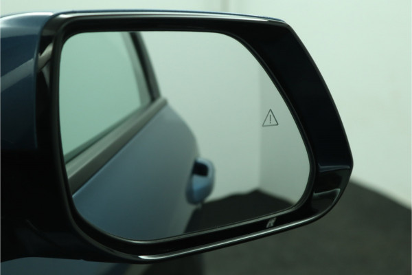 Kia Niro EV ExecutiveLine 64.8 kWh Automaat - Navigatie - Stoelverkoeling - Stoel/Stuurverwarming - Voorstoelen Met Geheugen - Climate Control - Fabrieksgarantie Tot 2031