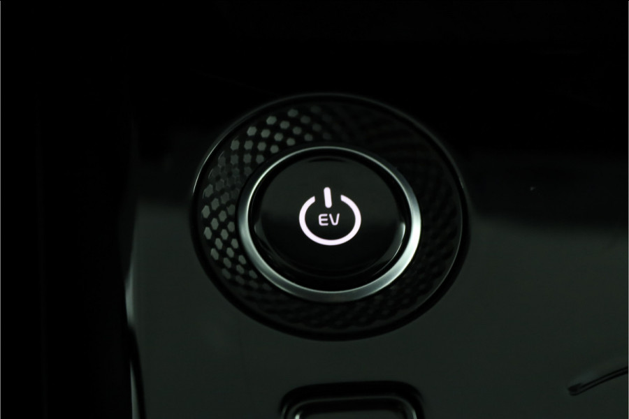 Kia Niro EV ExecutiveLine 64.8 kWh Automaat - Navigatie - Stoelverkoeling - Stoel/Stuurverwarming - Voorstoelen Met Geheugen - Climate Control - Fabrieksgarantie Tot 2031