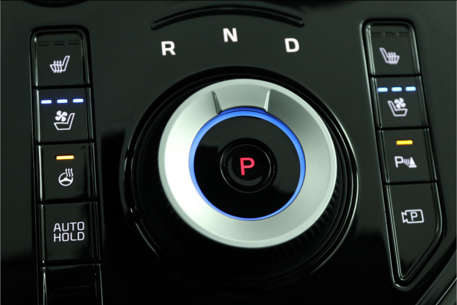 Kia Niro EV ExecutiveLine 64.8 kWh Automaat - Navigatie - Stoelverkoeling - Stoel/Stuurverwarming - Voorstoelen Met Geheugen - Climate Control - Fabrieksgarantie Tot 2031