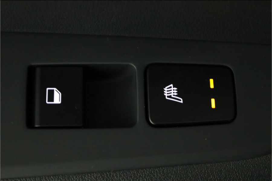 Kia Niro EV ExecutiveLine 64.8 kWh Automaat - Navigatie - Stoelverkoeling - Stoel/Stuurverwarming - Voorstoelen Met Geheugen - Climate Control - Fabrieksgarantie Tot 2031