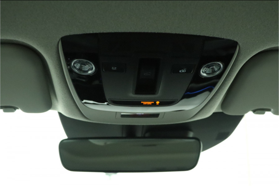 Kia Niro EV ExecutiveLine 64.8 kWh Automaat - Navigatie - Stoelverkoeling - Stoel/Stuurverwarming - Voorstoelen Met Geheugen - Climate Control - Fabrieksgarantie Tot 2031