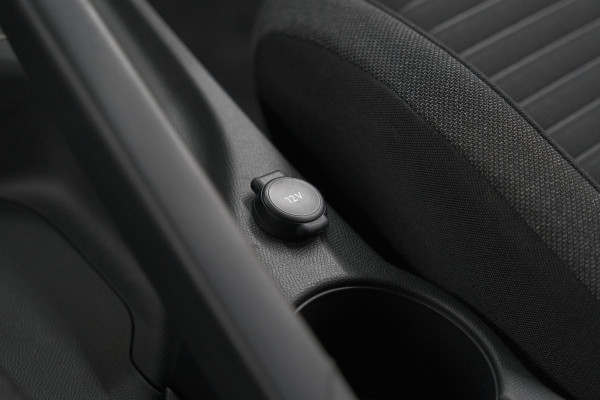 Peugeot 208 PureTech 100 Active | Navigatie | Cruise Control | Apple Carplay