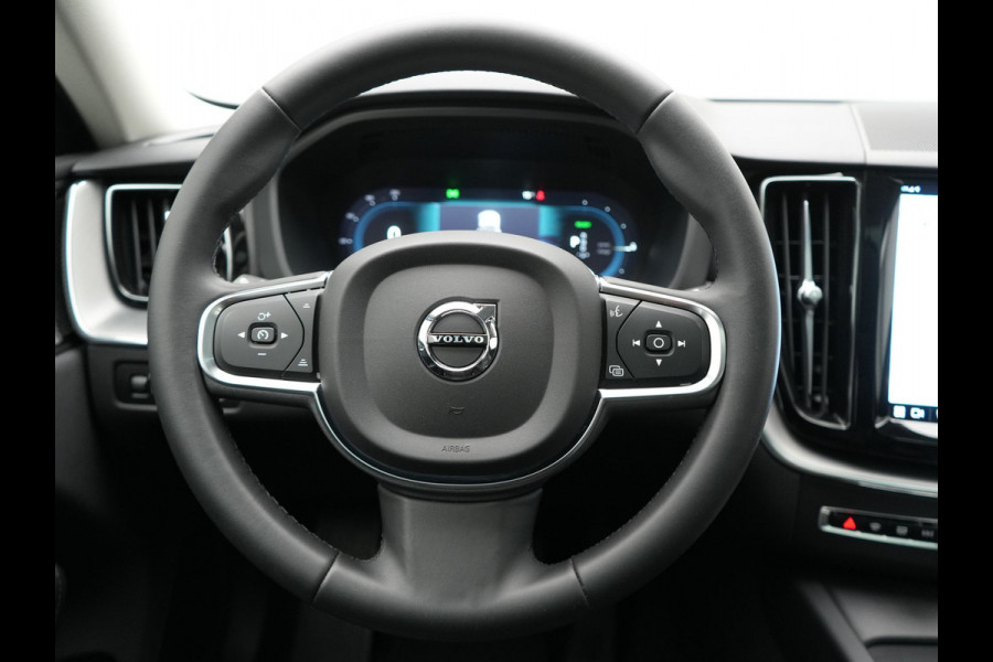 Volvo XC60 T8 AWD Inscription Plug In Hybrid 391pk Dealer O.H. PHEV | Trekhaak Af Fabriek | Luchtvering | Head Up | Adaptive Cruise | 360 Camera | Harman&Kardon | Lederen Sportstoelen Memory & Verwarmd | Google Assistent | App