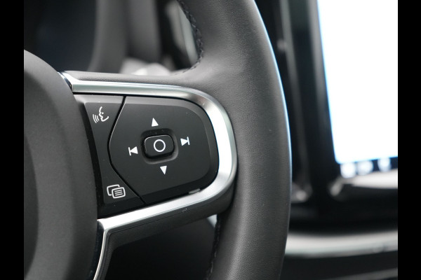 Volvo XC60 T8 AWD Inscription Plug In Hybrid 391pk Dealer O.H. PHEV | Trekhaak Af Fabriek | Luchtvering | Head Up | Adaptive Cruise | 360 Camera | Harman&Kardon | Lederen Sportstoelen Memory & Verwarmd | Google Assistent | App