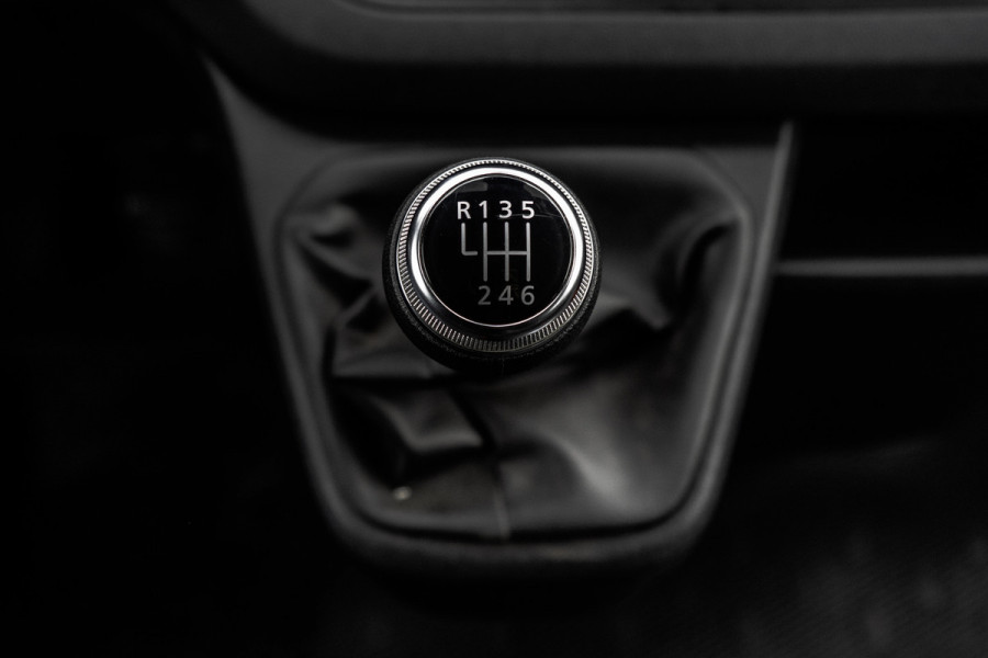 Renault Trafic dCi 150PK | L2H1 | 9-Zits | LED | Navigatie | Cruise | Airco | PDC | Euro 6