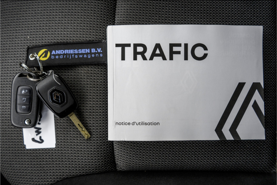 Renault Trafic dCi 150PK | L2H1 | 9-Zits | LED | Navigatie | Cruise | Airco | PDC | Euro 6