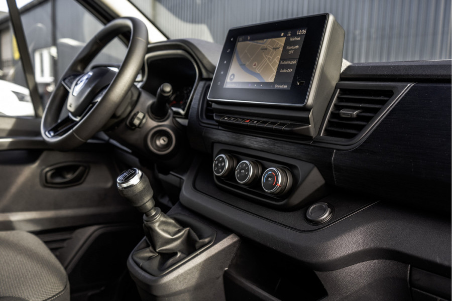 Renault Trafic Blue dCi 150PK | L2H1 | 9-Zits | LED | Canera | Navi | Zijschuifdeur R+L | Cruise | Airco | PDC | Euro 6