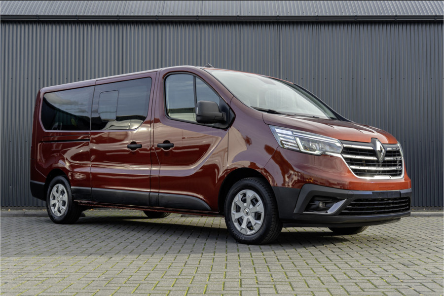 Renault Trafic Blue dCi 150PK | L2H1 | 9-Zits | LED | Canera | Navi | Zijschuifdeur R+L | Cruise | Airco | PDC | Euro 6