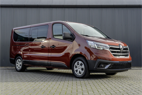Renault Trafic Blue dCi 150PK | L2H1 | 9-Zits | LED | Canera | Navi | Zijschuifdeur R+L | Cruise | Airco | PDC | Euro 6