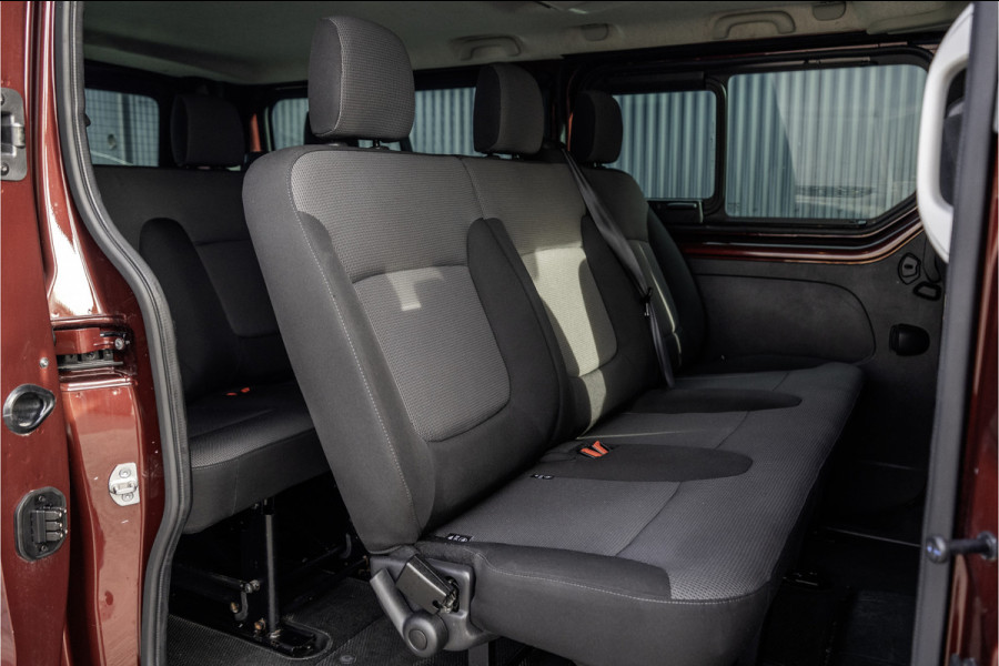 Renault Trafic Blue dCi 150PK | L2H1 | 9-Zits | LED | Canera | Navi | Zijschuifdeur R+L | Cruise | Airco | PDC | Euro 6