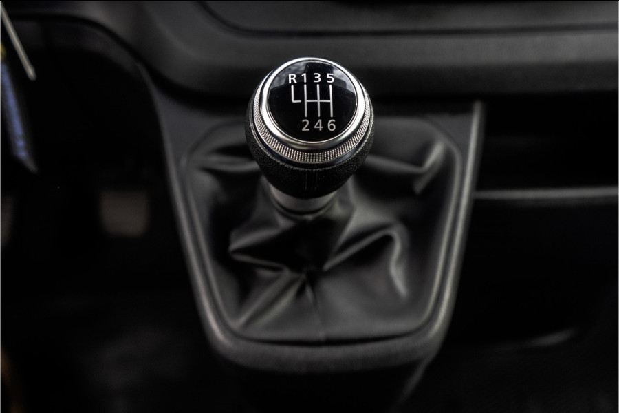 Renault Trafic Blue dCi 150PK | L2H1 | 9-Zits | LED | Canera | Navi | Zijschuifdeur R+L | Cruise | Airco | PDC | Euro 6