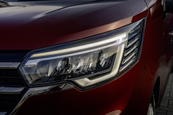 Renault Trafic Blue dCi 150PK | L2H1 | 9-Zits | LED | Canera | Navi | Zijschuifdeur R+L | Cruise | Airco | PDC | Euro 6