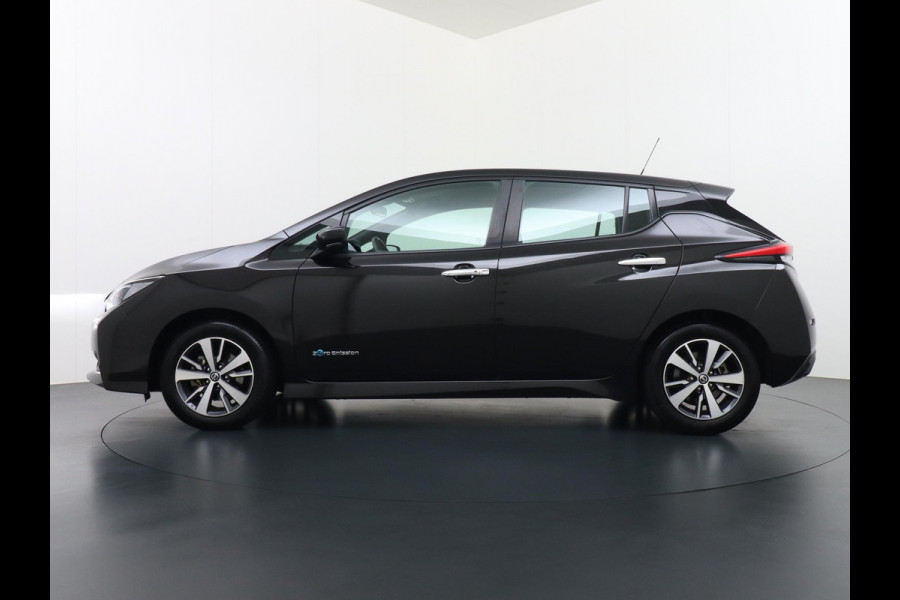 Nissan Leaf Acenta 40 kWh SOH 88% CAMERA | DODE HOEK | RIJKLAARPRIJS INCL. 12 MND BOVAG GARANTIE