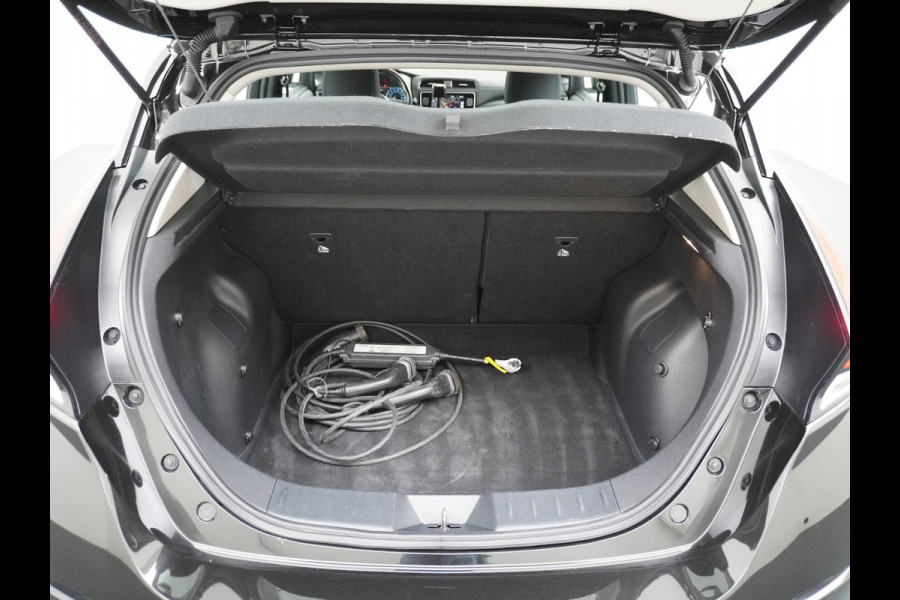 Nissan Leaf Acenta 40 kWh SOH 88% CAMERA | DODE HOEK | RIJKLAARPRIJS INCL. 12 MND BOVAG GARANTIE