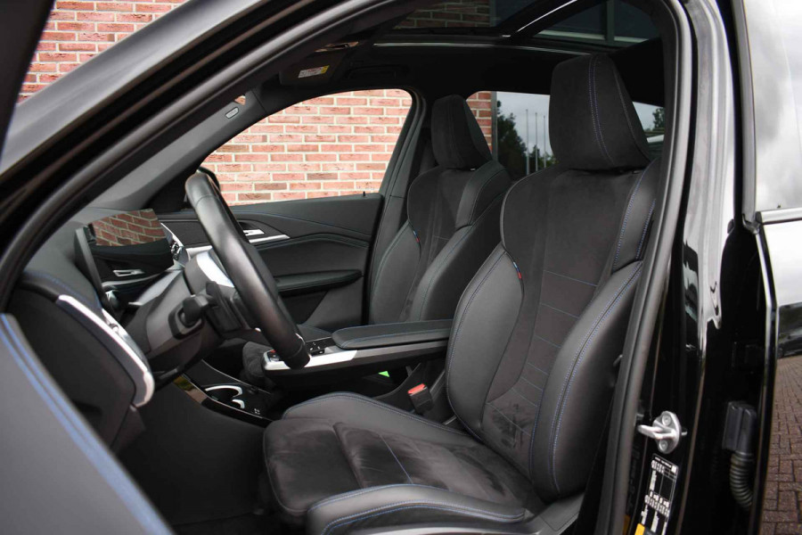 BMW X1 xDrive25e M-Sport Pano Trekhaak Camera 3786km!