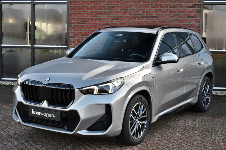 BMW X1 xDrive25e M-Sport Pano Trekhaak Camera 3786km!