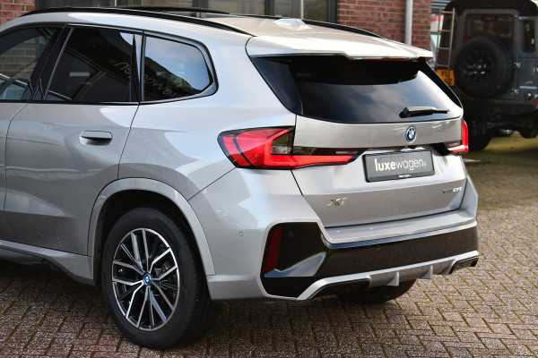 BMW X1 xDrive25e M-Sport Pano Trekhaak Camera 3786km!