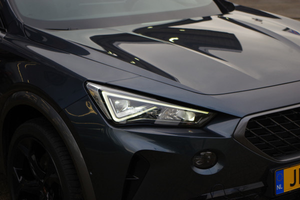 CUPRA Formentor 1.4 e-Hybrid 245 PK VZ Performance, Stuur-Startknop, Groot-Navigatie, Carplay, Kuipstoelen, Camera