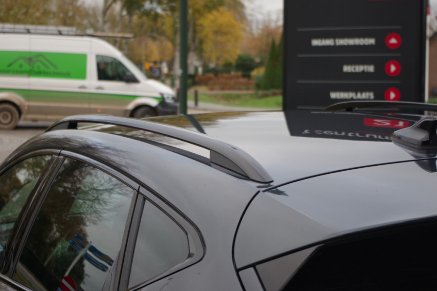 CUPRA Formentor 1.4 e-Hybrid 245 PK VZ Performance, Stuur-Startknop, Groot-Navigatie, Carplay, Kuipstoelen, Camera