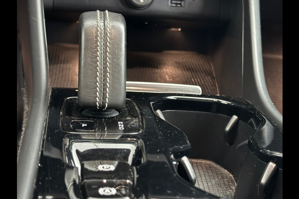 Volvo XC40 1.5 T5 Twin Engine R-Design 93% SOH