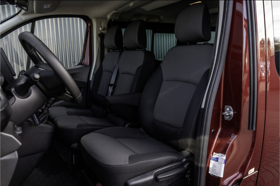 Renault Trafic Blue dCi 150PK | L2H1 | 9-Zits | EX BTW/BPM | LED | Canera | Navi | Zijschuifdeur R+L | Cruise | Airco | PDC | Euro 6