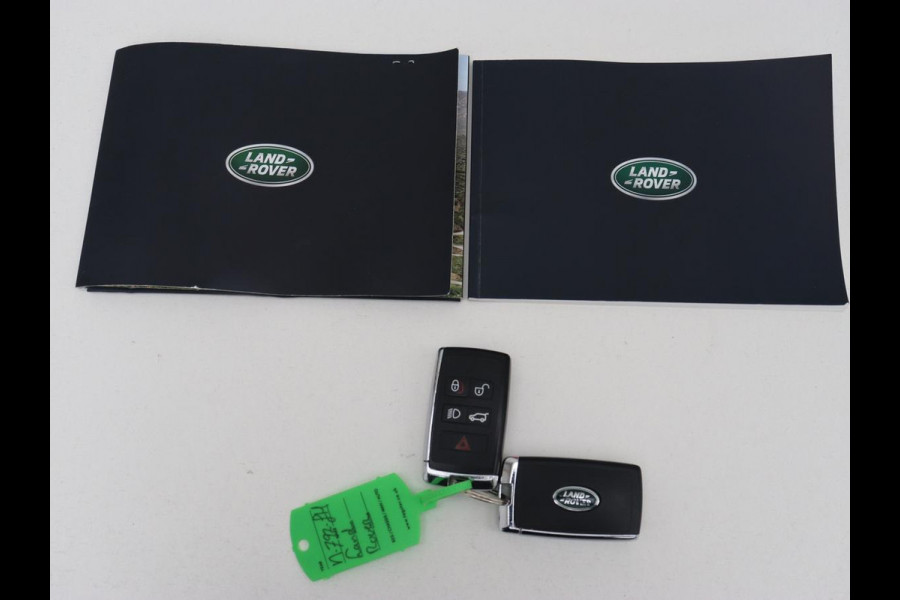 Land Rover Discovery Sport P300e 1.5 R-Dynamic SE | Panoramadak | Leder | Trekhaak | 360 Camera | Stoelverwarming | Carplay | Full LED | Stuurverwarming | Navigatie | PHEV | Plug In