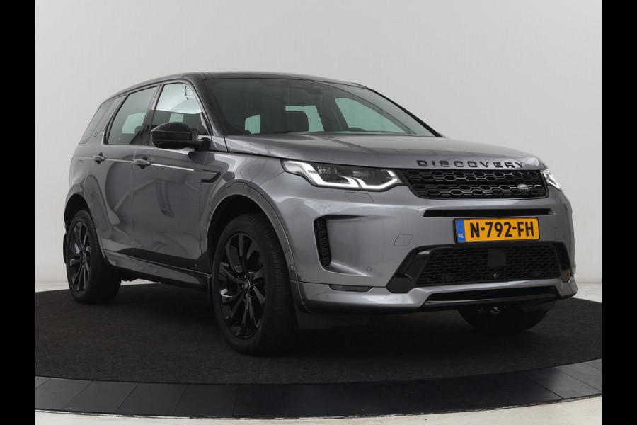 Land Rover Discovery Sport P300e 1.5 R-Dynamic SE | Panoramadak | Leder | Trekhaak | 360 Camera | Stoelverwarming | Carplay | Full LED | Stuurverwarming | Navigatie | PHEV | Plug In
