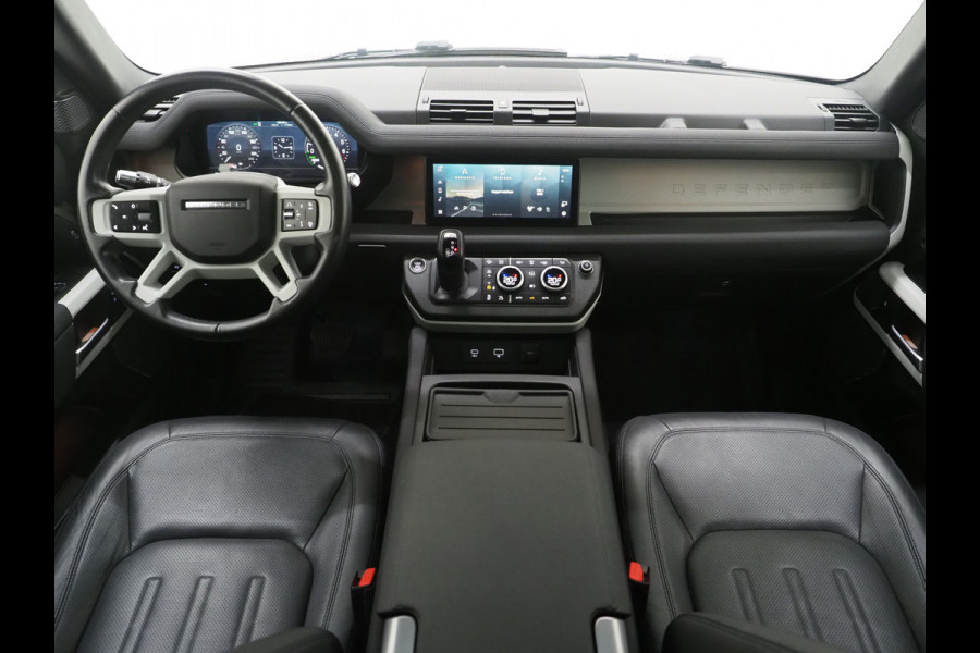 Land Rover Defender 110 2.0 P400e Urban | Panoramadak | Wide Arch | Luchtvering | Meridian | 360 | Sidesteps | Trekhaak