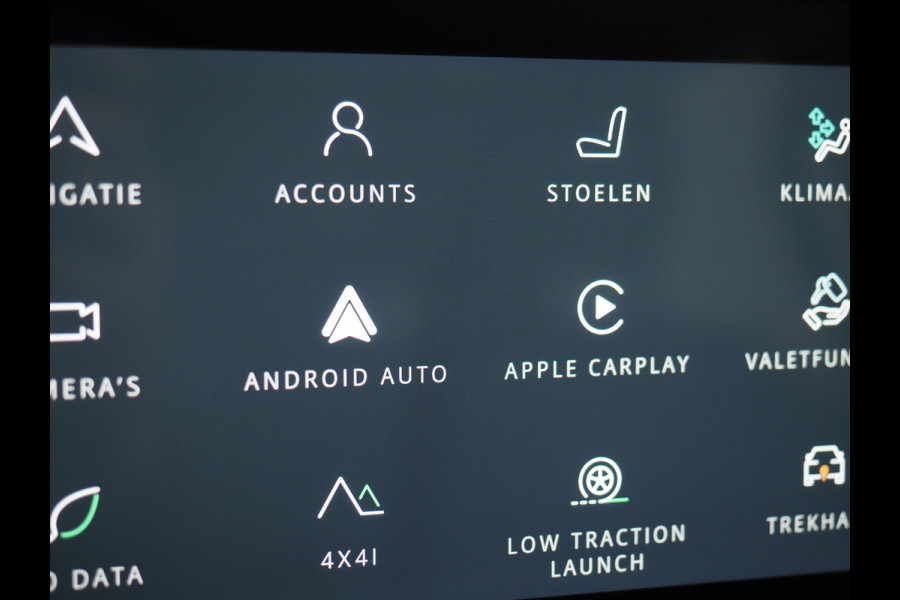 Land Rover Defender 110 2.0 P400e Urban | Panoramadak | Wide Arch | Luchtvering | Meridian | 360 | Sidesteps | Trekhaak