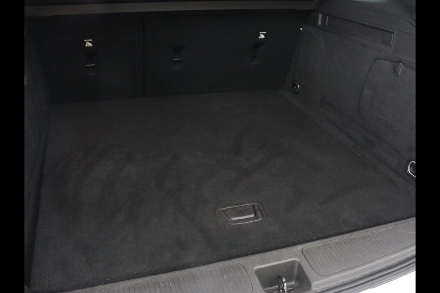 Opel Astra 1.4 Turbo 120 Jaar Edition | 150pk | Automaat | Carplay | Climate control | Parkeerhulp | DAB | Cruise control | Navigatie | Bluetooth