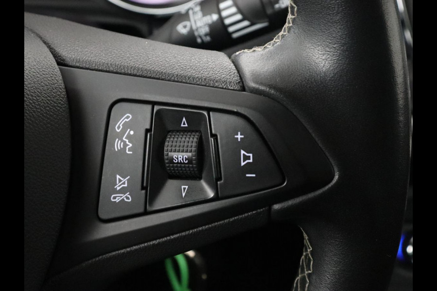 Opel Astra 1.4 Turbo 120 Jaar Edition | 150pk | Automaat | Carplay | Climate control | Parkeerhulp | DAB | Cruise control | Navigatie | Bluetooth