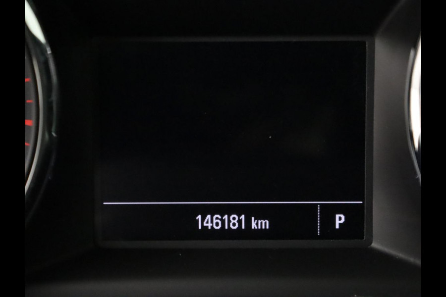 Opel Astra 1.4 Turbo 120 Jaar Edition | 150pk | Automaat | Carplay | Climate control | Parkeerhulp | DAB | Cruise control | Navigatie | Bluetooth