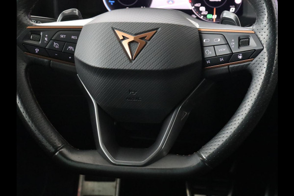 CUPRA Formentor 1.4 eHybrid VZ | 245pk | Stoelverwarming | 360 Camera | Adaptive cruise | Carplay | Navigatie | Sfeerverlichting | Keyless | Sportstoelen | Memory | PHEV | Plug In