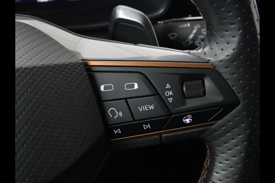 CUPRA Formentor 1.4 eHybrid VZ | 245pk | Stoelverwarming | 360 Camera | Adaptive cruise | Carplay | Navigatie | Sfeerverlichting | Keyless | Sportstoelen | Memory | PHEV | Plug In