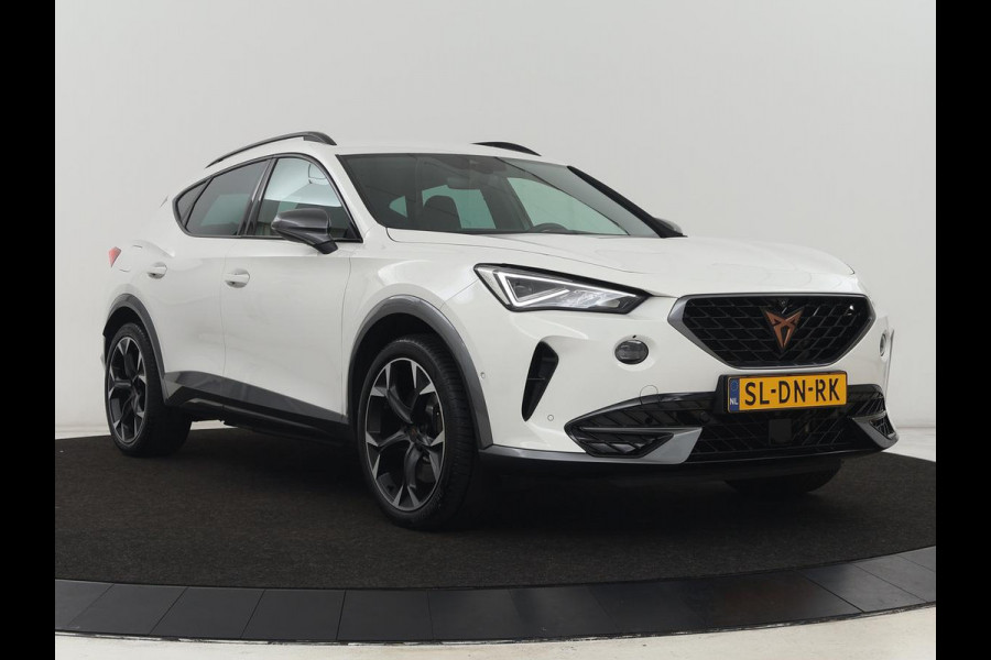 CUPRA Formentor 1.4 eHybrid VZ | 245pk | Stoelverwarming | 360 Camera | Adaptive cruise | Carplay | Navigatie | Sfeerverlichting | Keyless | Sportstoelen | Memory | PHEV | Plug In