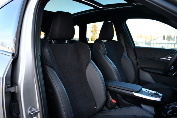 BMW X1 xDrive25e M-Sport Pano Trekhaak Camera 3786km!