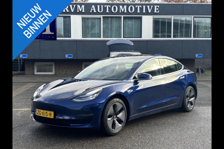 Tesla Model 3 Long Range AWD 75 kWh AFNEEMBARE TREKHAAK | 750KG TREKGEWICHT | ORIGNEEL NL AUTO | RIJKLAAR MET 12 MND BOVAG GARANTIE |