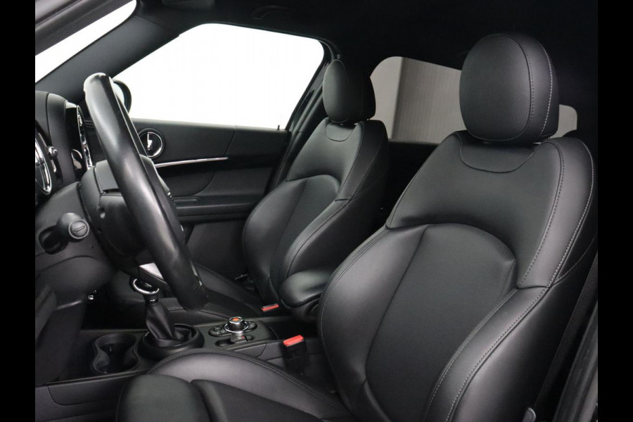 MINI Countryman 2.0 Cooper S E Ally Chili | Leder | Stoelverwarming | Adaptive cruise | Navigatie | 19'' | Full LED | Climate control | Bluetooth | Park Assist | PHEV | Plug In