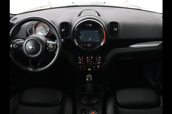 MINI Countryman 2.0 Cooper S E Ally Chili | Leder | Stoelverwarming | Adaptive cruise | Navigatie | 19'' | Full LED | Climate control | Bluetooth | Park Assist | PHEV | Plug In