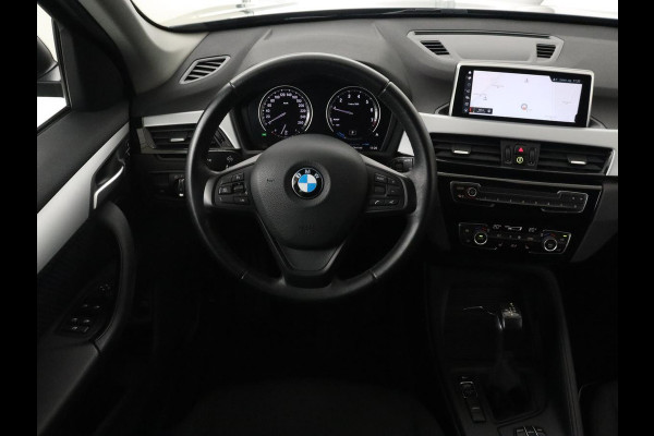 BMW X1 Xdrive25e Edrive Edition | Panoramadak | Stoelverwarming | Full LED | Navigatie | Climate control | Parkeerhulp | Cruise control | PHEV | Plug In