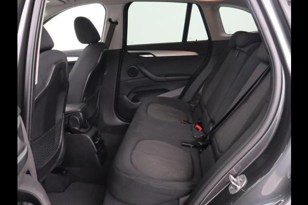 BMW X1 Xdrive25e Edrive Edition | Panoramadak | Stoelverwarming | Full LED | Navigatie | Climate control | Parkeerhulp | Cruise control | PHEV | Plug In