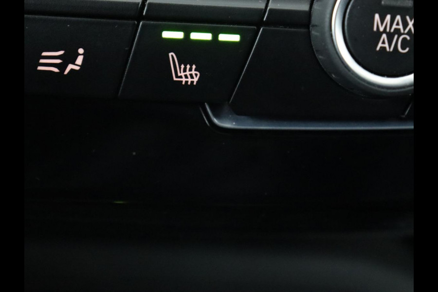 BMW X1 Xdrive25e Edrive Edition | Panoramadak | Stoelverwarming | Full LED | Navigatie | Climate control | Parkeerhulp | Cruise control | PHEV | Plug In