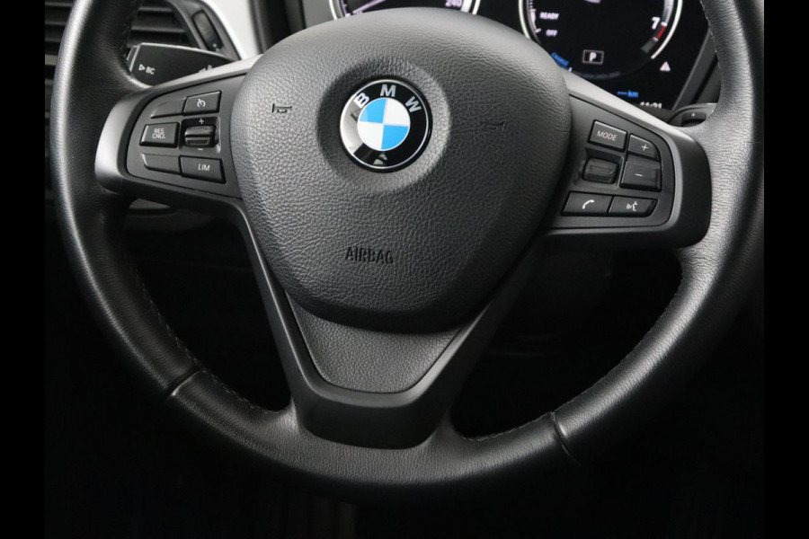 BMW X1 Xdrive25e Edrive Edition | Panoramadak | Stoelverwarming | Full LED | Navigatie | Climate control | Parkeerhulp | Cruise control | PHEV | Plug In